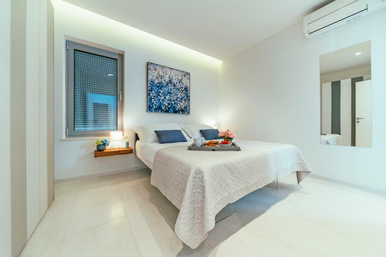 Unique Luxury Designers Apartment Right Next To The Beach Sukošan Dış mekan fotoğraf